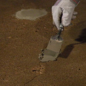 Akona Instant Patching Cement