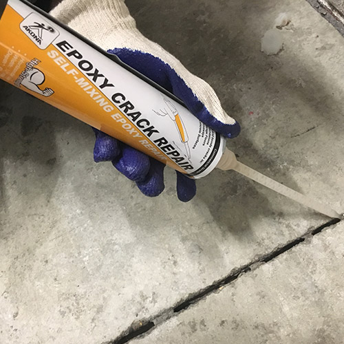 Infiltrating Epoxy For Stone Crack Repair - 24 Ounce Clear Low Viscosity Formula