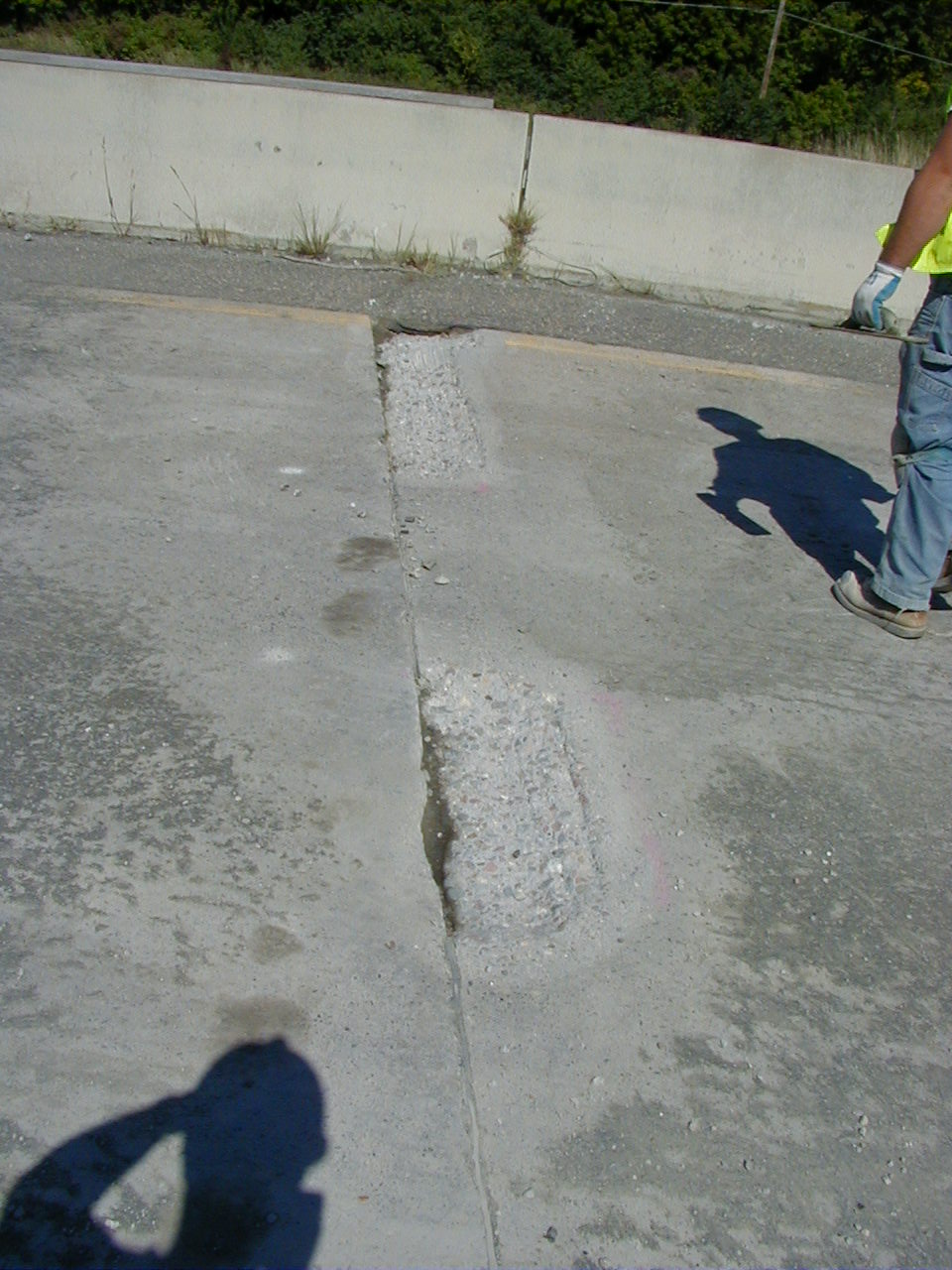 Tenon Air-Entrained Concrete Patching Mix Before