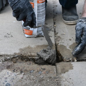 Rapid Patch® Moldable Concrete Repair