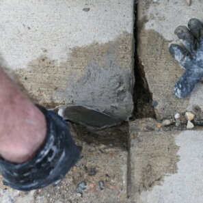 Rapid Patch® Moldable Concrete Repair