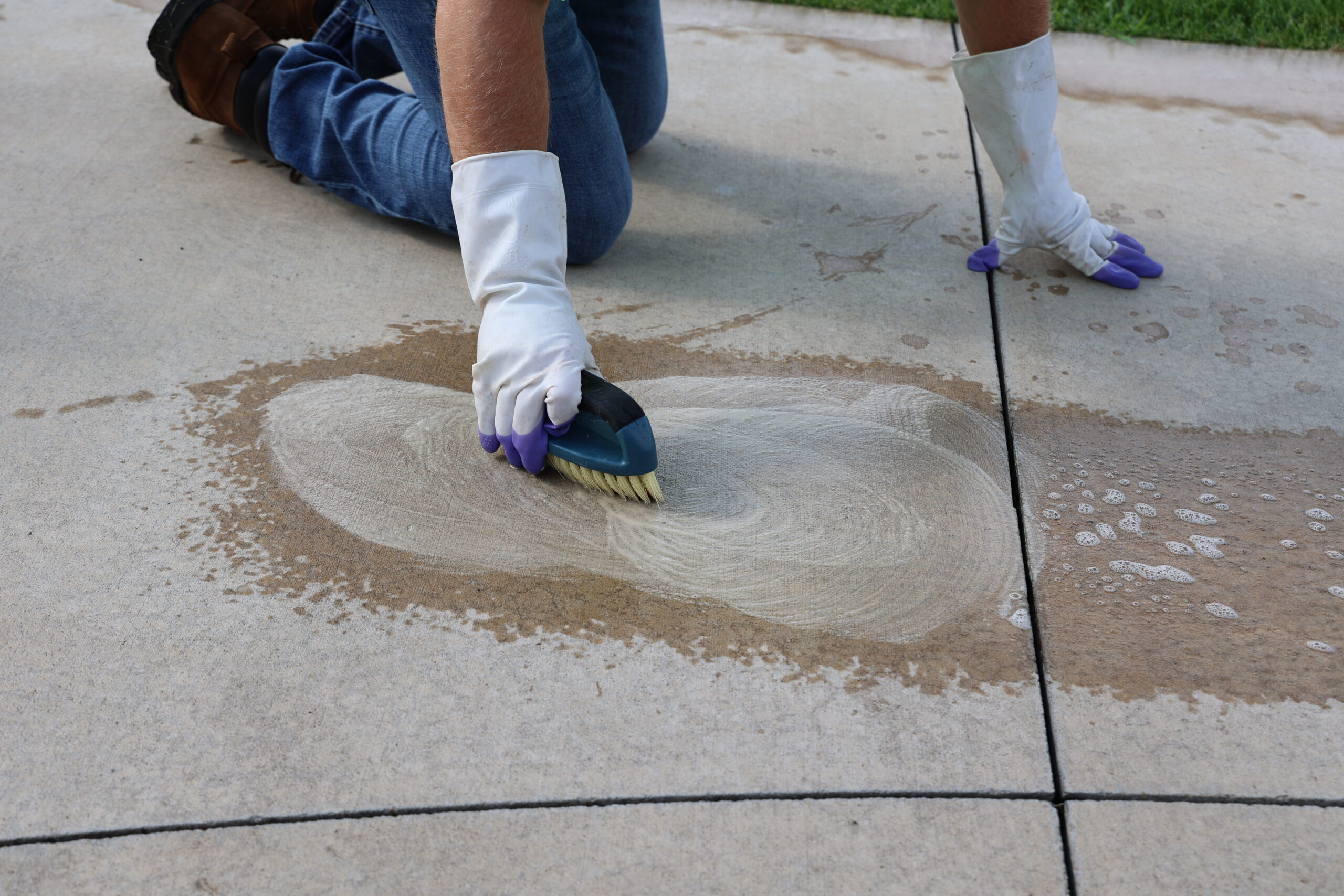 Concrete/Masonry Restoration Cleaner - Image 3
