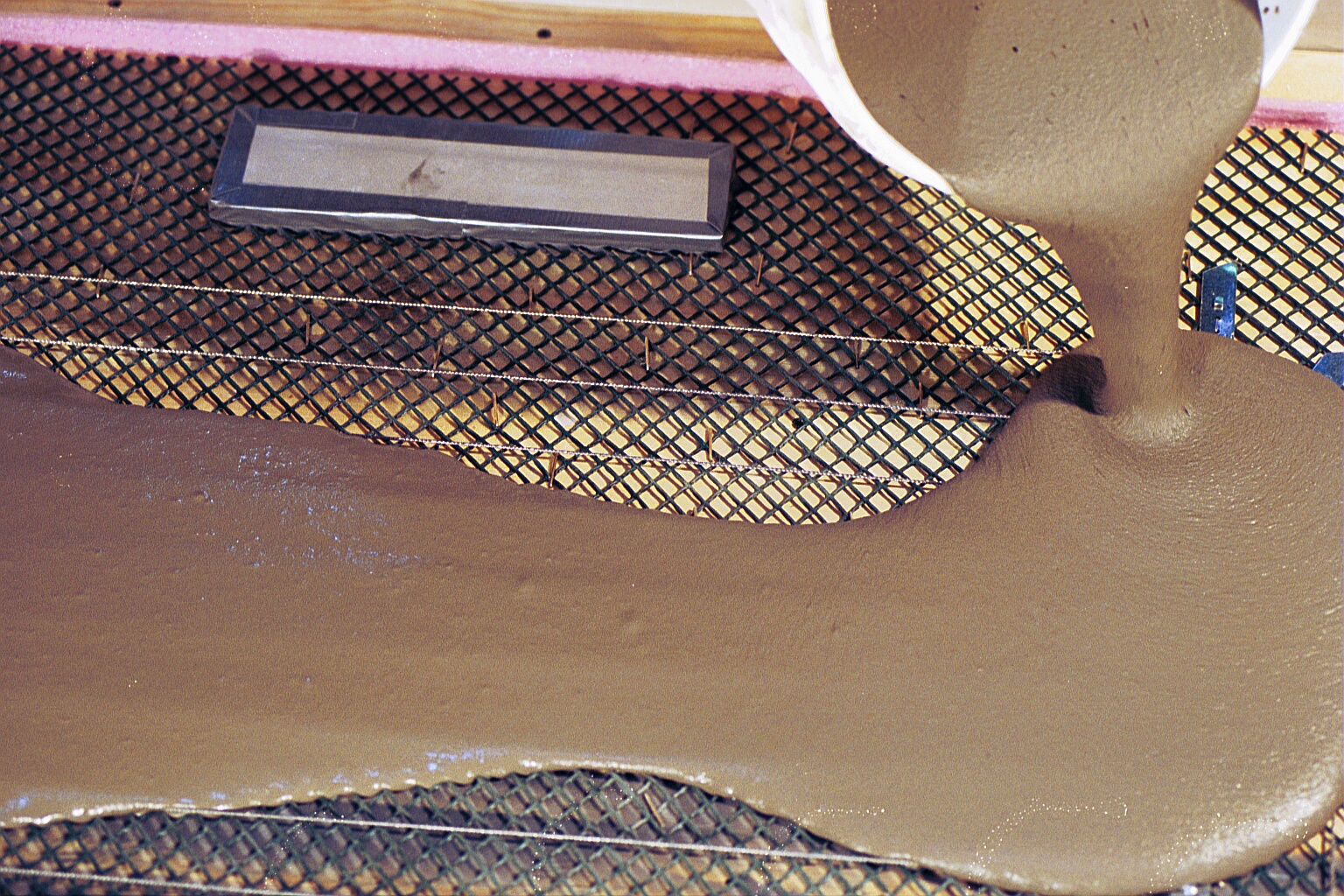 Self-Leveling Floor Underlayment Cement - Image 2