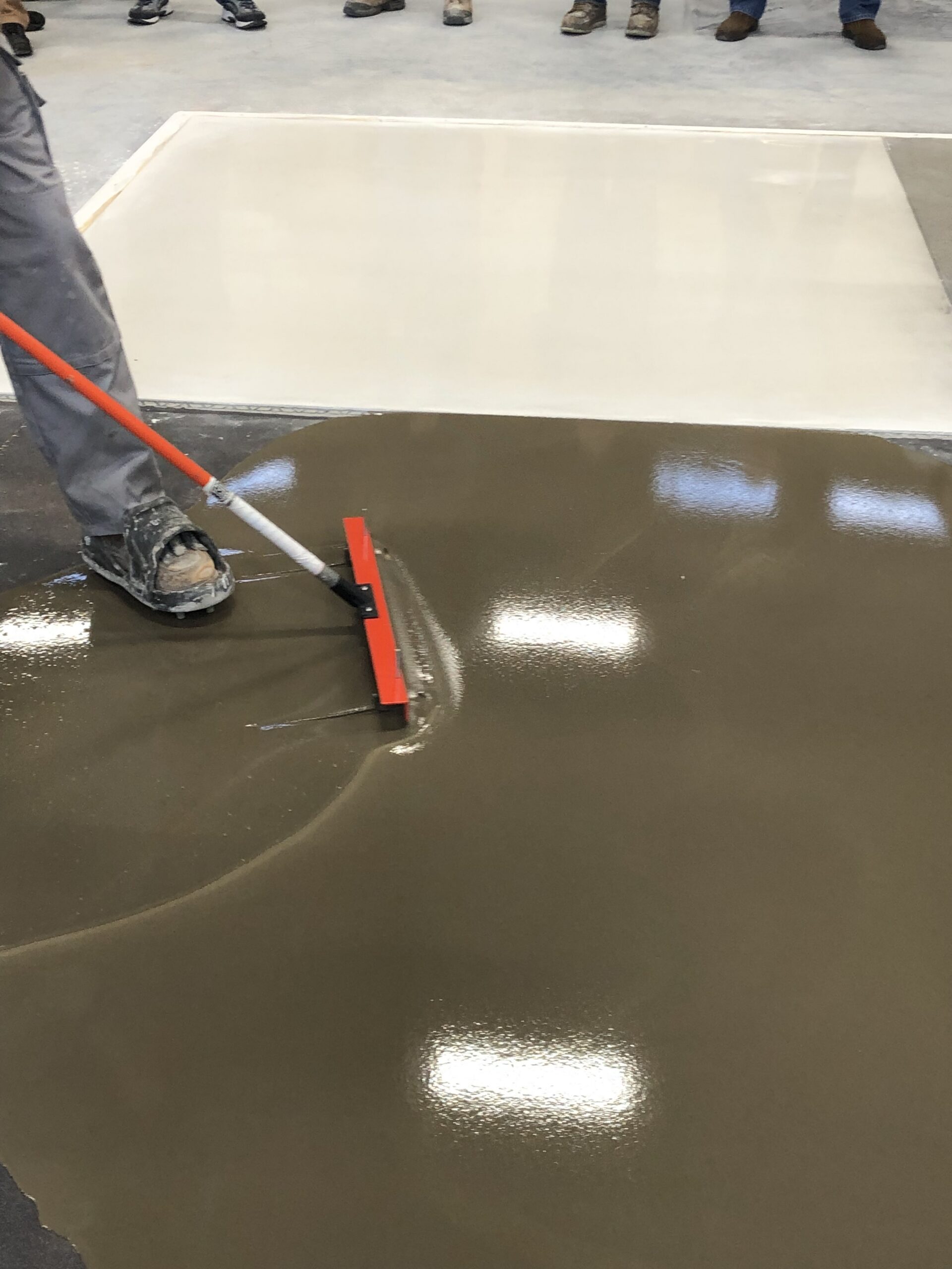 Self-Leveling Floor Underlayment Cement - Image 4