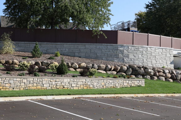 Bronco® 18H Quarry Edge